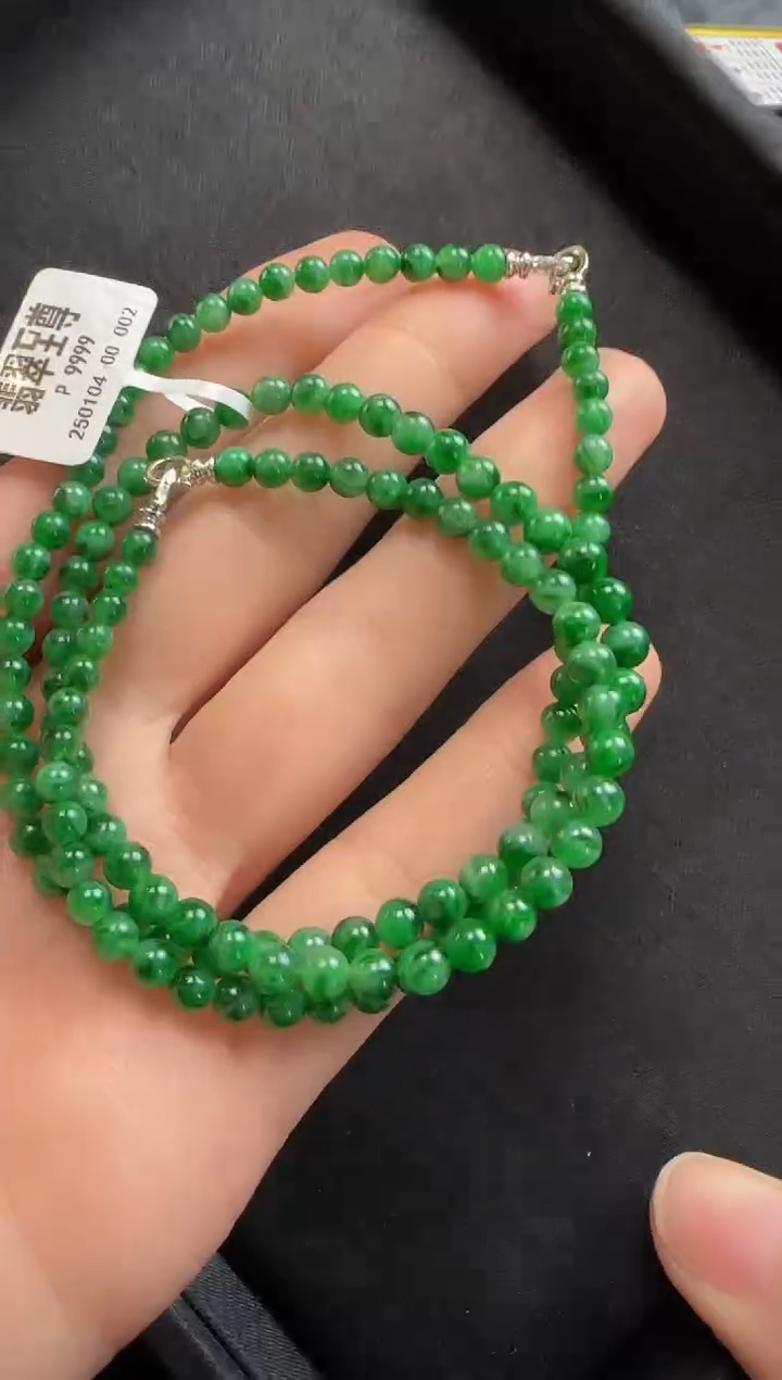【闪购商品】翡翠颈饰18K金镶嵌455玉珠一条