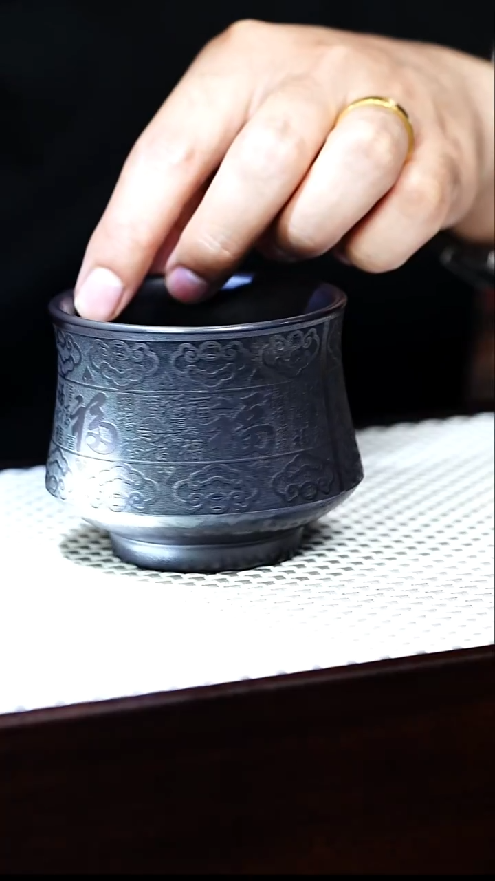 茶壶紫砂宜兴紫砂 主人杯 刻绘百福 石黄 李传魏h308