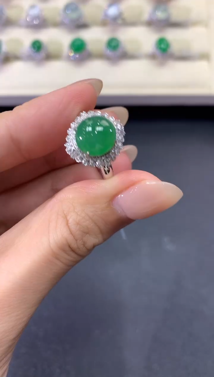 【闪购商品】翡翠戒指18K金镶嵌a87          