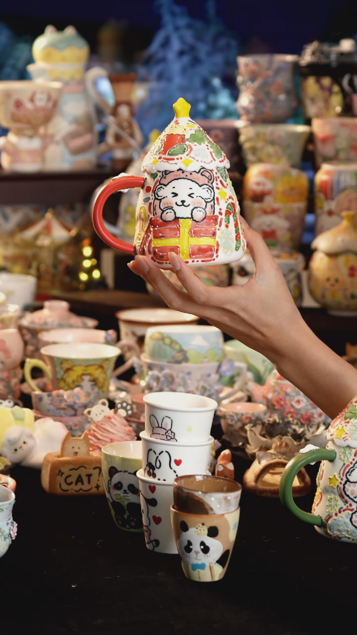 摆件陶景德镇釉下彩手绘设计师款陶瓷