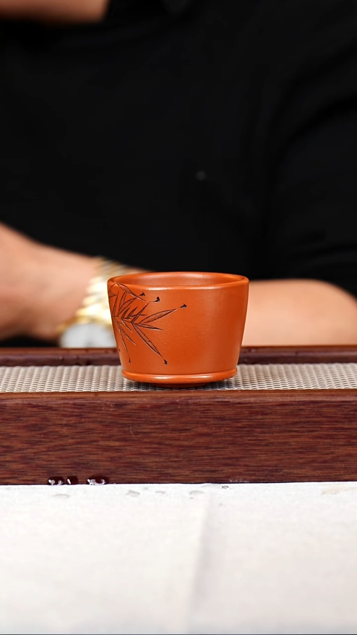 茶杯紫砂紫砂主人杯  小红泥  手工竹叶刻绘 120CC  0075