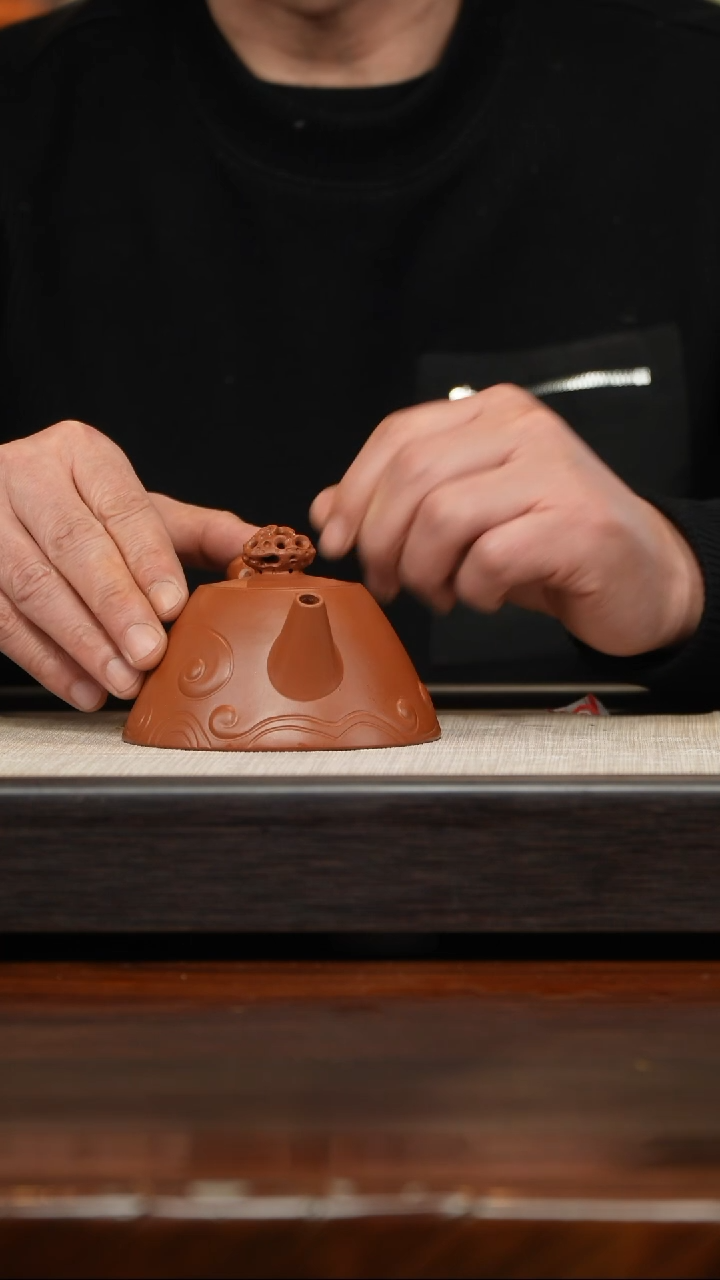 【闪购商品】紫砂茶壶赵庄朱泥惊涛