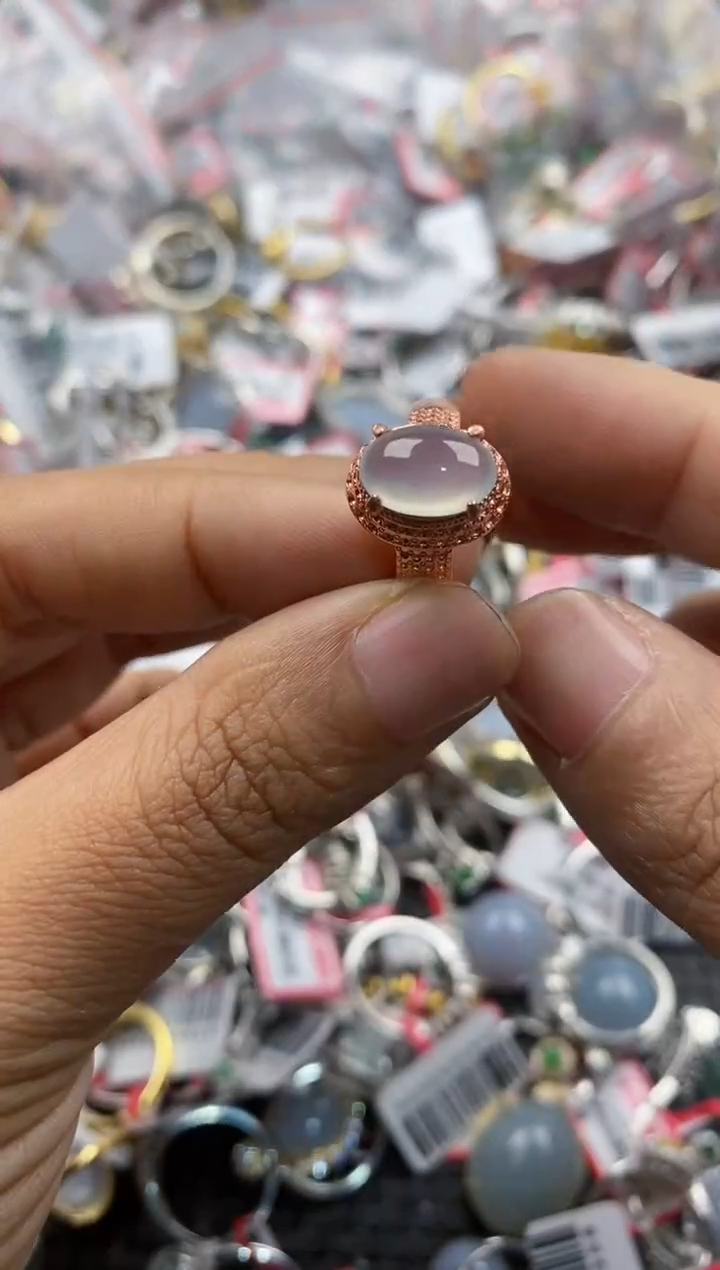 未镶嵌戒指翡翠999               8