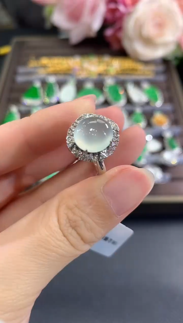 18K金镶嵌戒指翡翠b104  