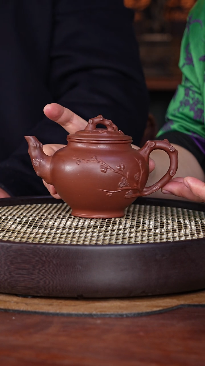 【闪购商品】紫砂茶壶万兆元13-44底槽清梅报春