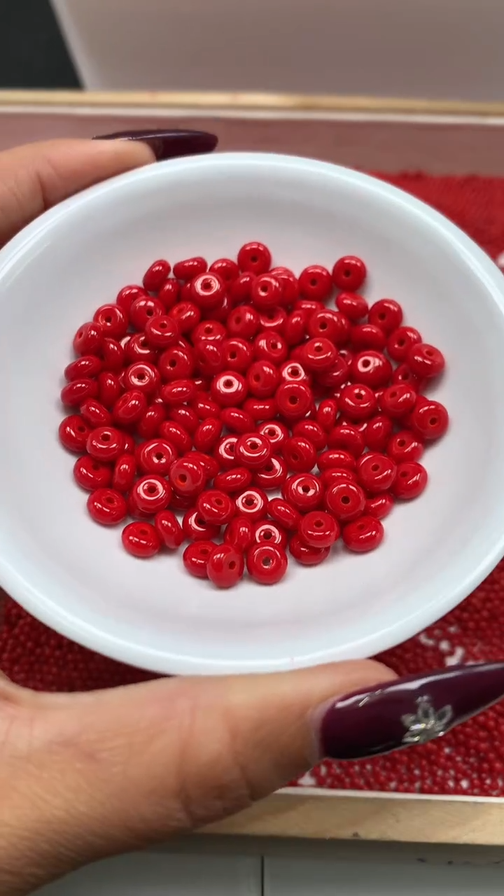 未镶嵌散珠南红玛瑙B572 锦红南红 算盘3*6mm50颗8.8元