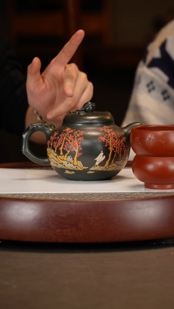 【闪购商品】紫砂茶壶天青泥寿桃+时顺华扇子