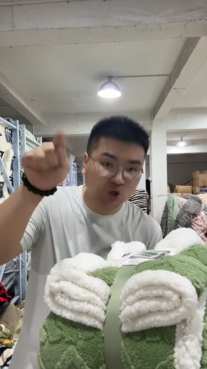 棉【被套2x2.3米】外贸原单毛毯底价清货拼手速拍完现场打开看