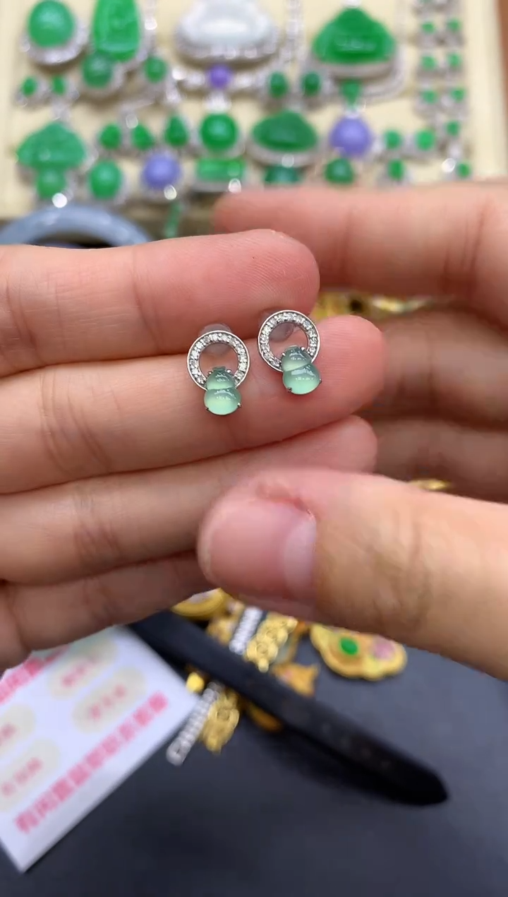 18K金镶嵌翡翠耳饰181-中国好珍宝