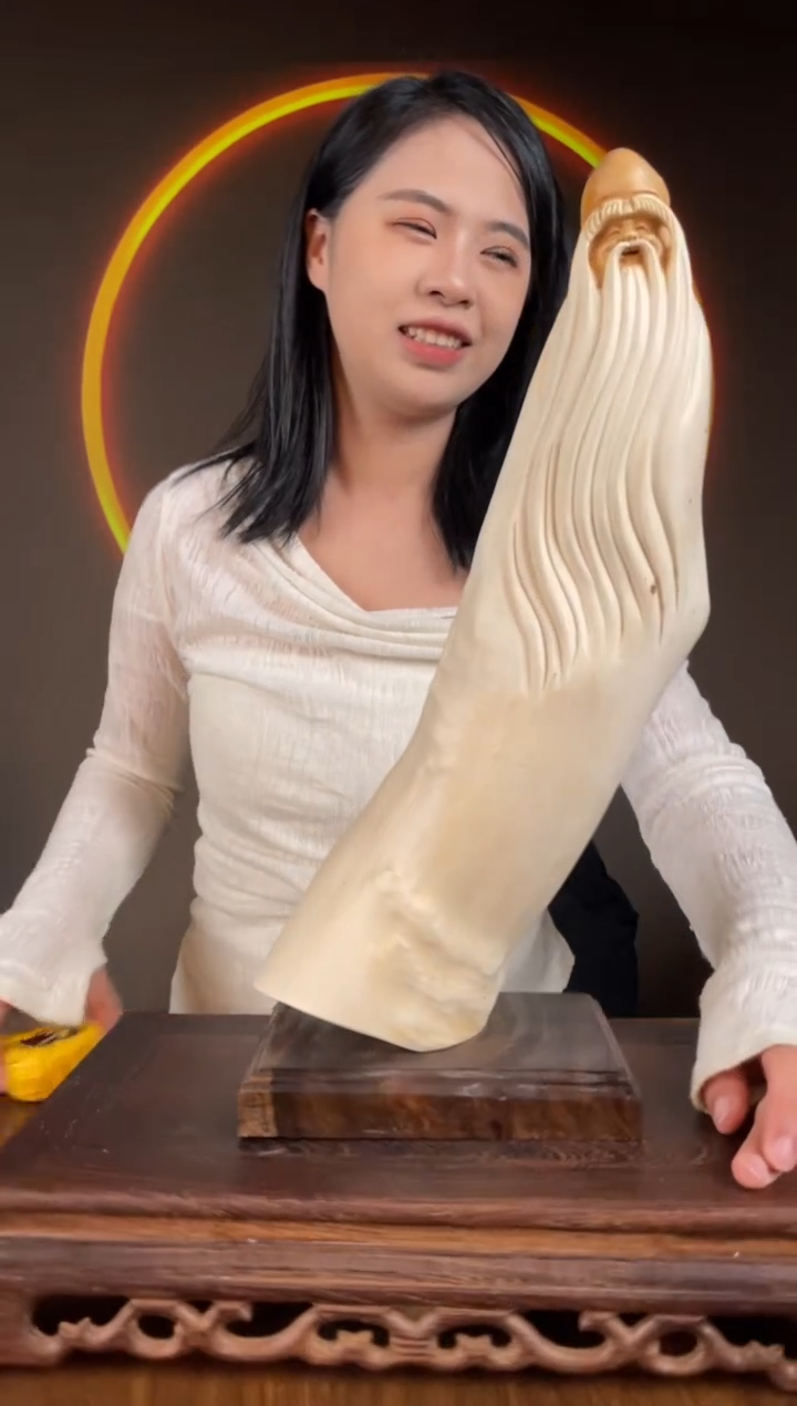 【闪购商品】柏木（崖柏）手工摆件,先抢先得!