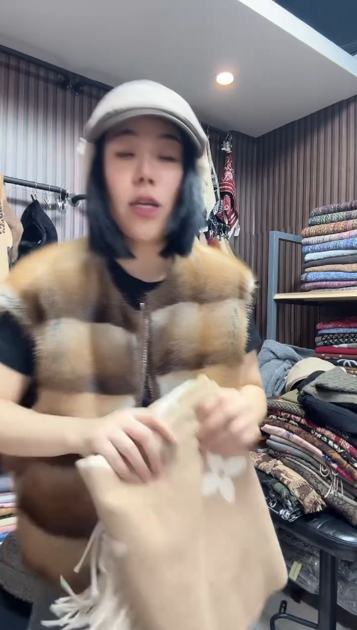 丝绸芳姐围巾福利F61