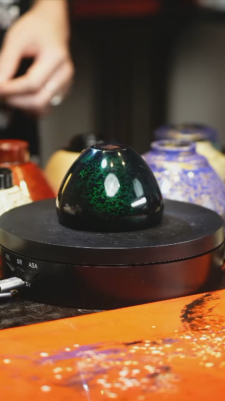 大漆工艺绿宝砂鸡心杯