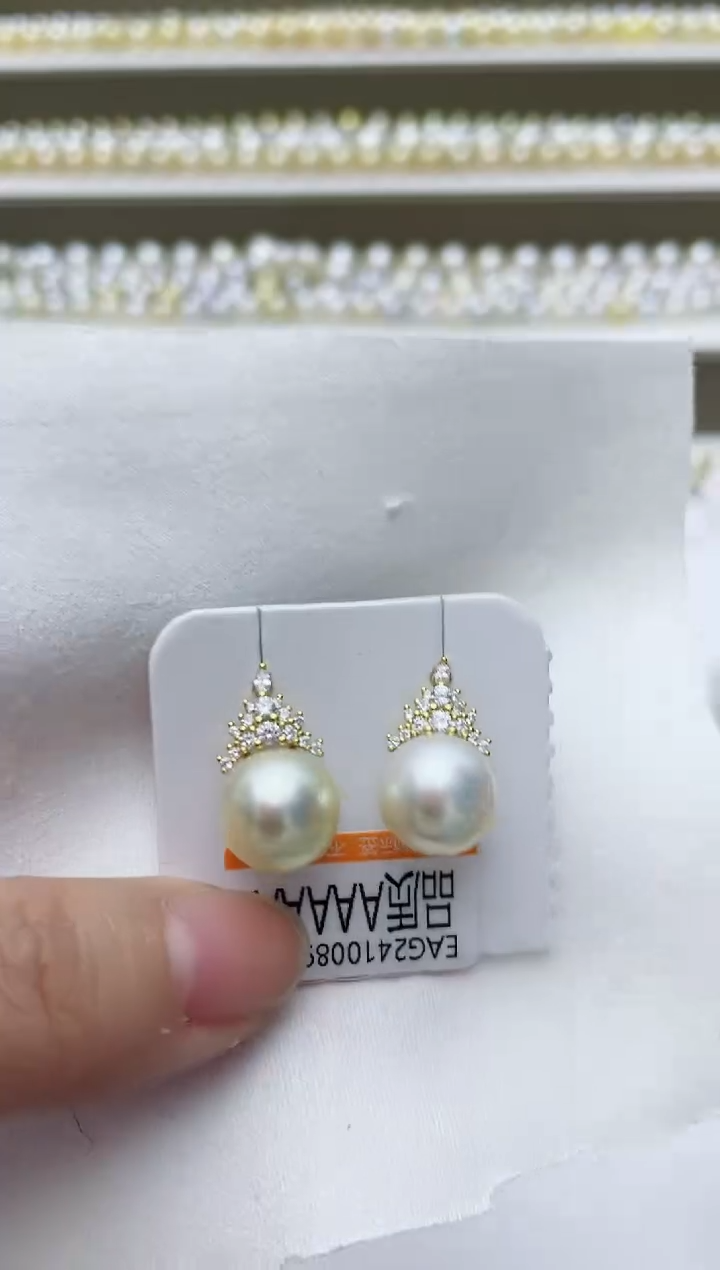 【闪购商品】海水珍珠耳饰银S925镶嵌A70