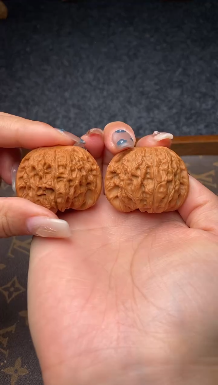 把件文玩核桃B119号41尺血麒麟