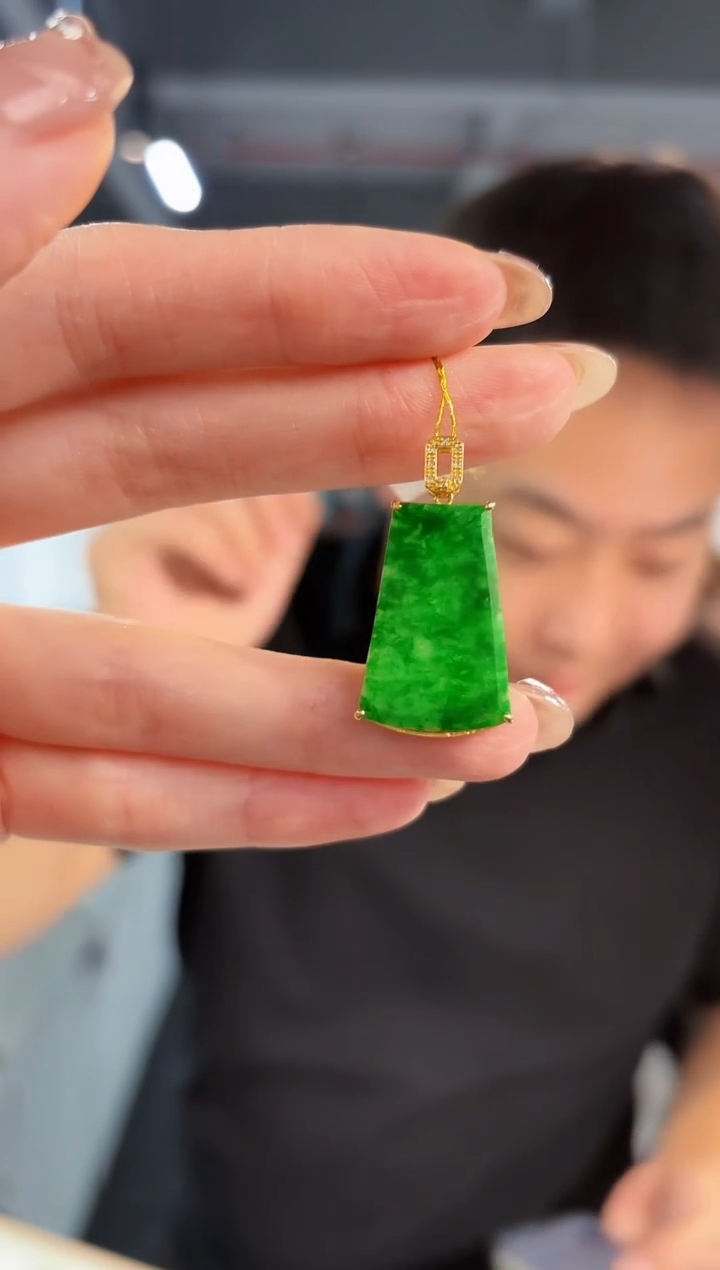 【闪购商品】翡翠颈饰18K金镶嵌缅料A货/支持复检/一件