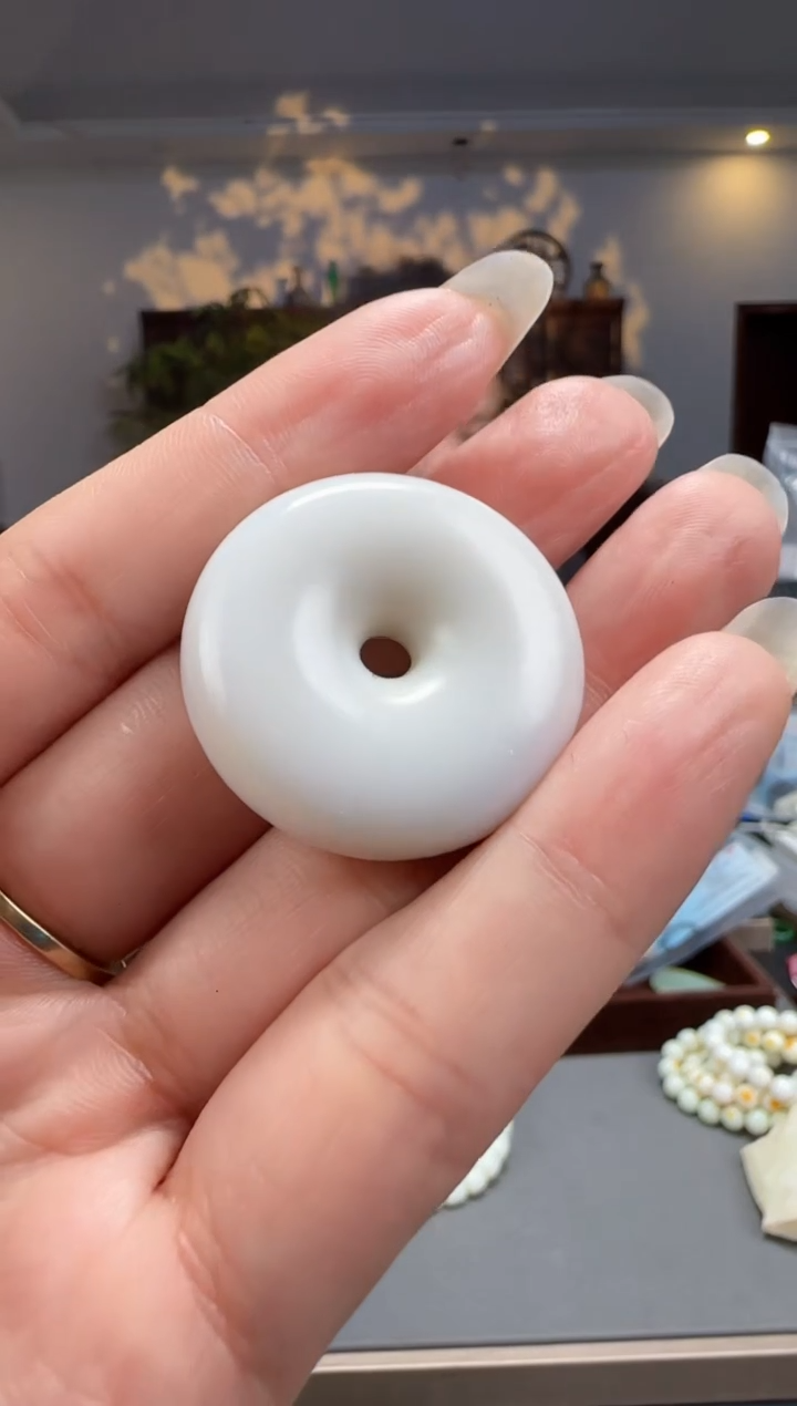 【闪购商品】和田玉颈饰未镶嵌拍一发一多样性发货