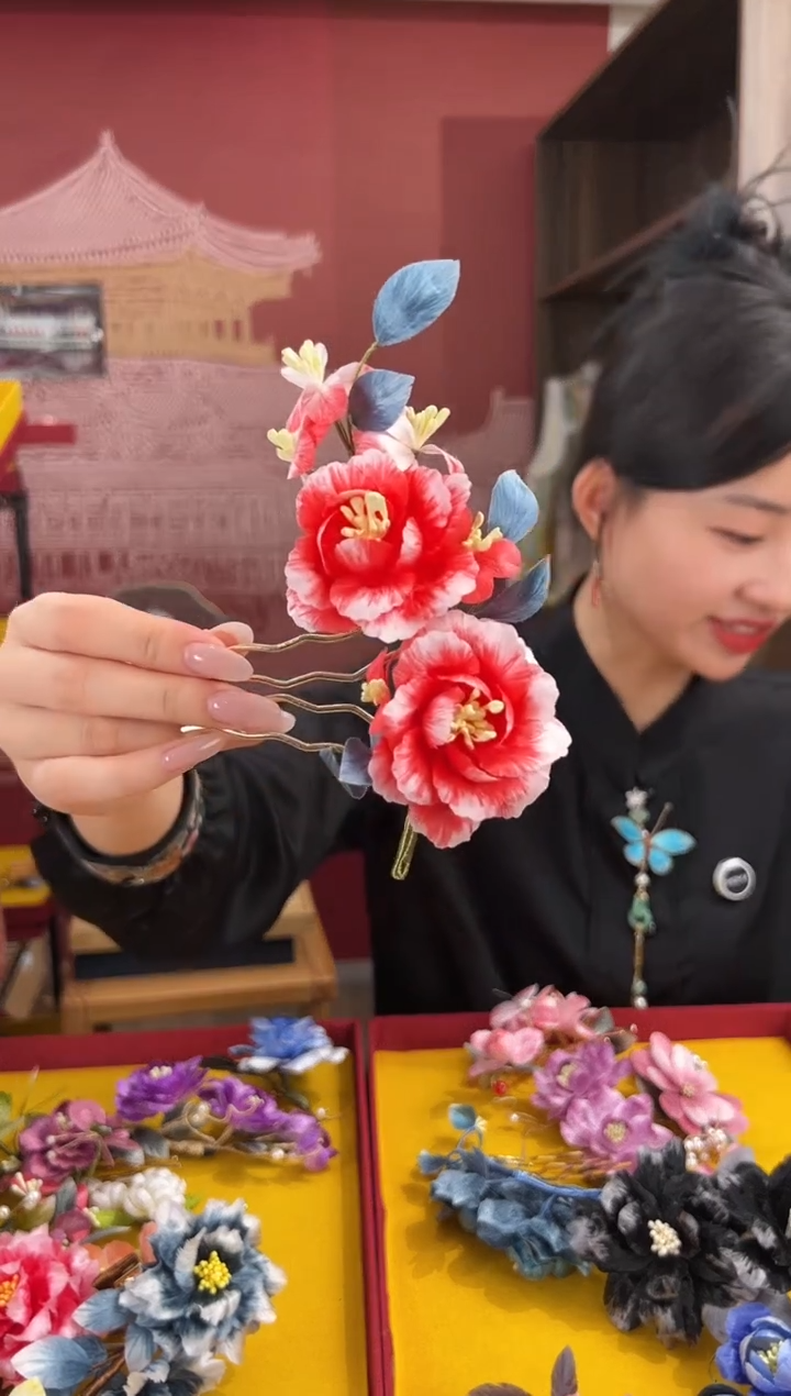 【闪购商品】刺绣非遗绒花（发饰）