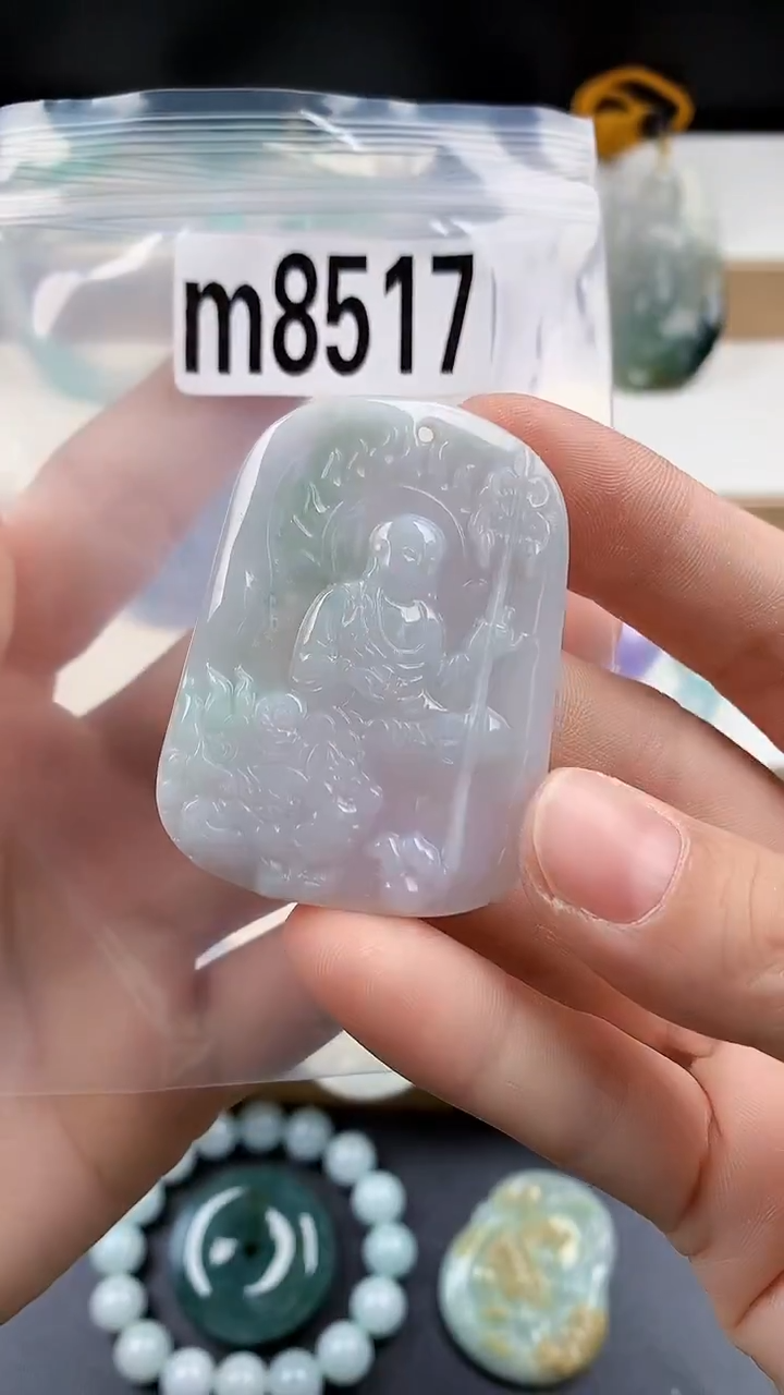 颈饰未镶嵌翡翠天然翡翠吊坠挂件