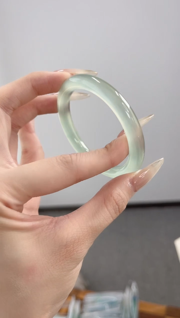 玛瑙/玉髓手镯未镶嵌52圈卡8