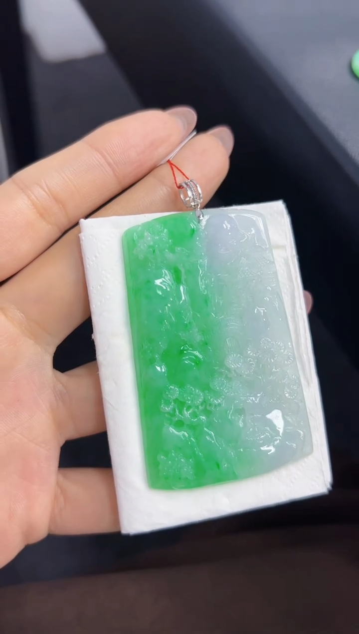 【闪购商品】翡翠颈饰18K金镶嵌Q缅料A货翡翠/支持复检/一件