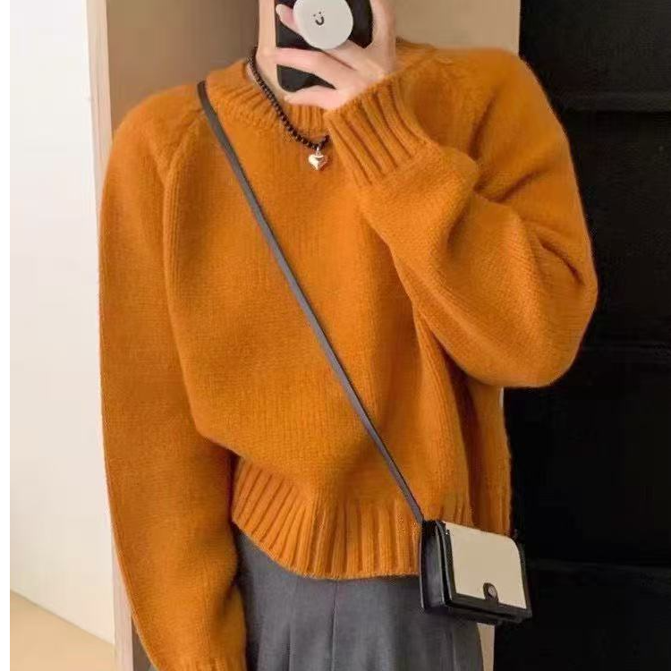 慵懒风圆领简约纯色毛衣女宽松2025秋冬韩版休闲百搭套头针织长袖