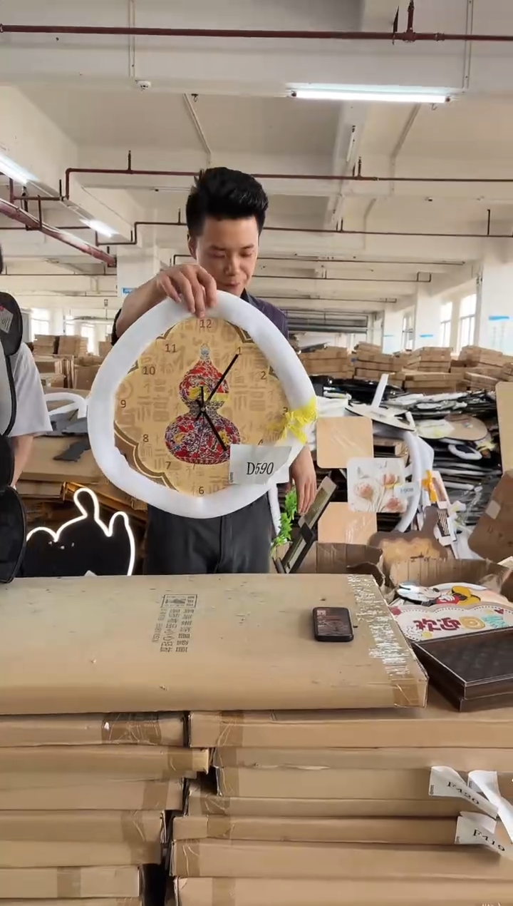横款孤品果果微瑕闪购D590