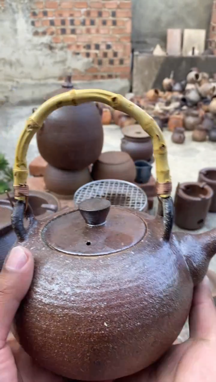 【闪购商品】陶178元提梁壶   1L容量