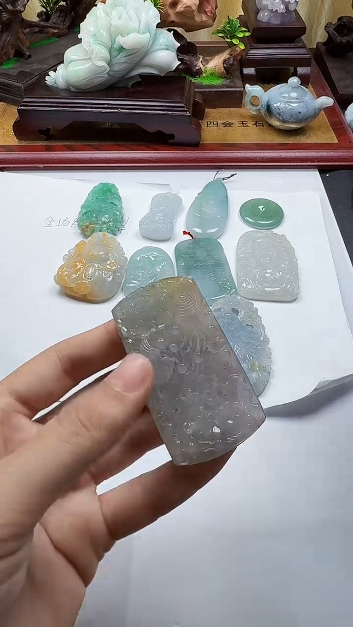 吊坠(不含链)未镶嵌翡翠1