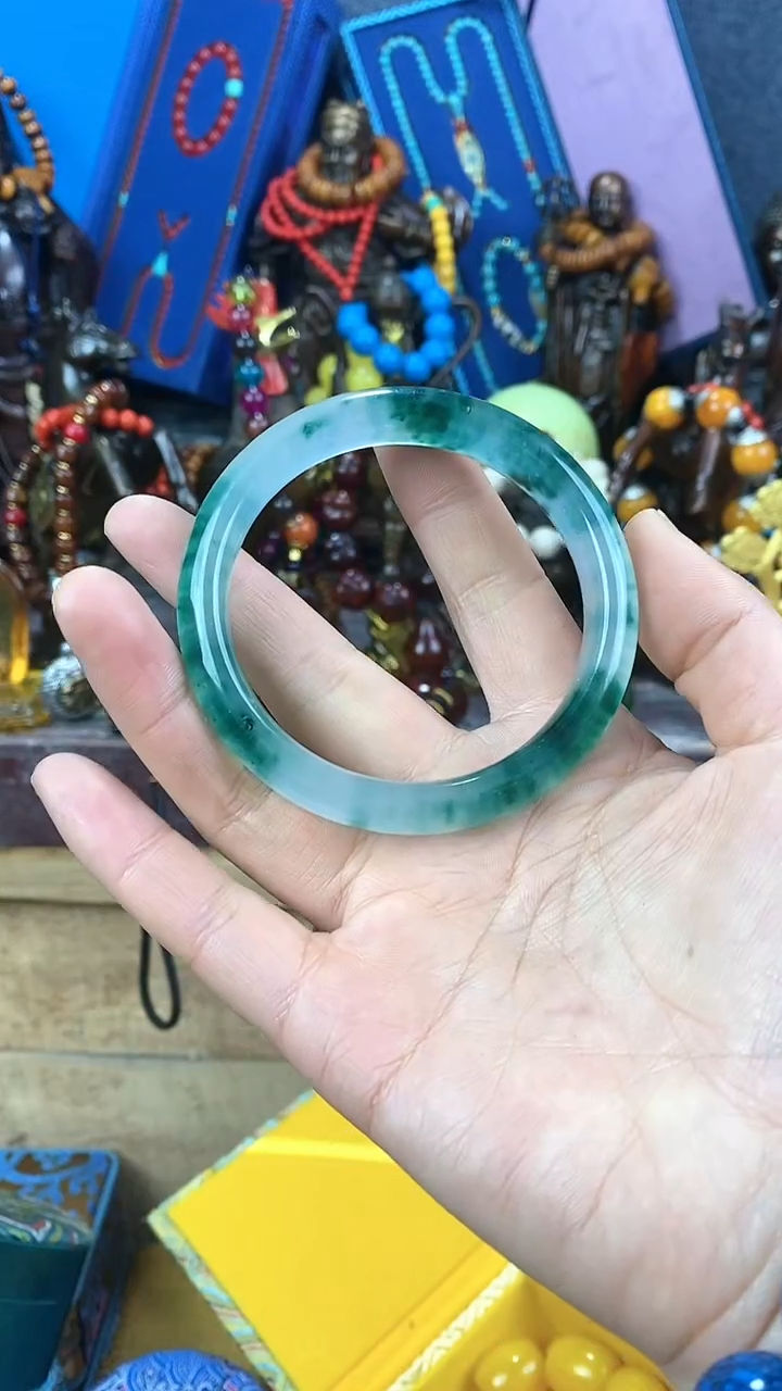 【闪购商品】和田玉（糖玉）挂件未镶嵌猪妹精品专属链接