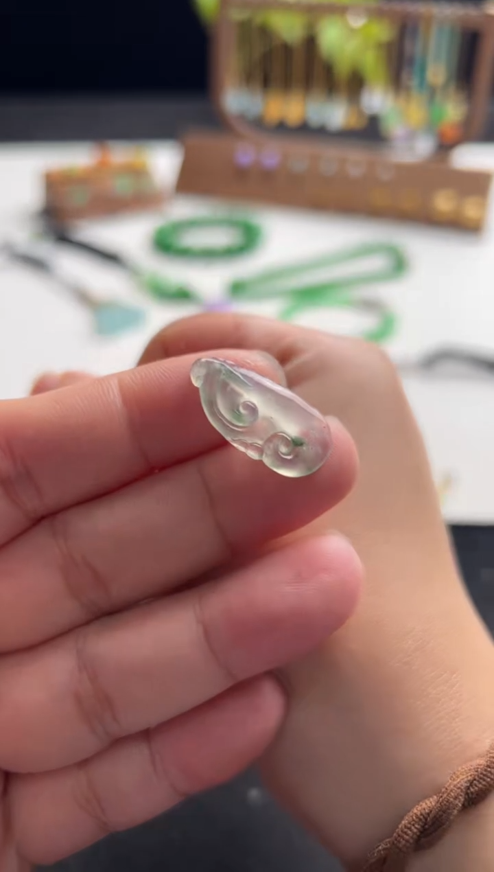 【闪购商品】定制翡翠未镶嵌780如意