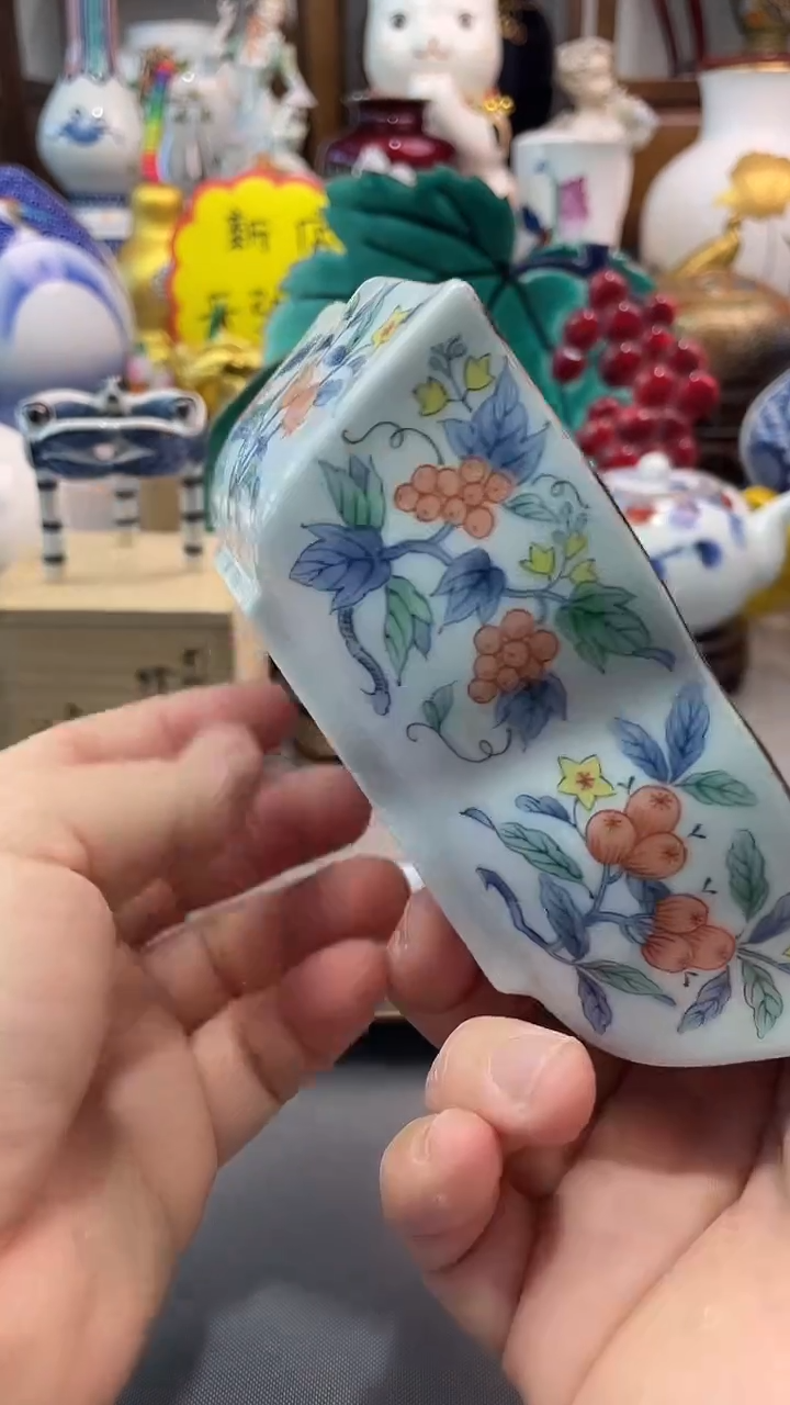 瓷片小***妞橘吉异形钵