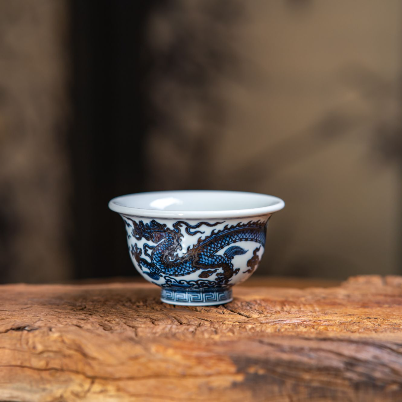 景德镇青花瓷铠甲龙大压手杯中式高档茶具