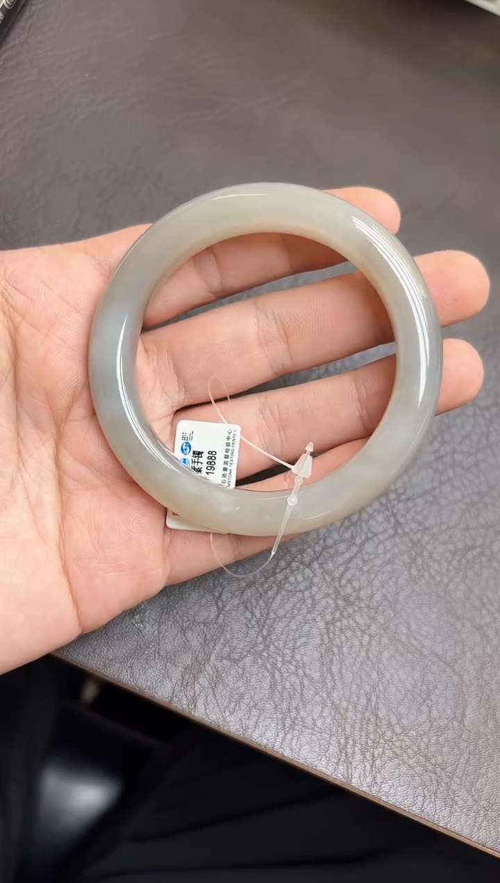 未镶嵌手镯和田玉X-18(58MM)
