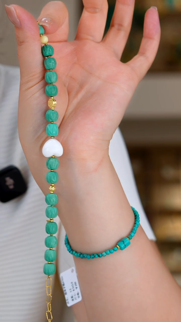 18K金镶嵌绿松石手链1