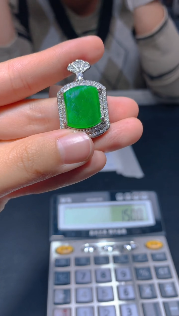 【闪购商品】定制翡翠未镶嵌111多样性发货(发其一）