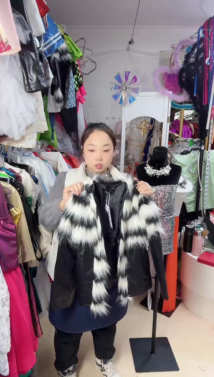 325      50米     