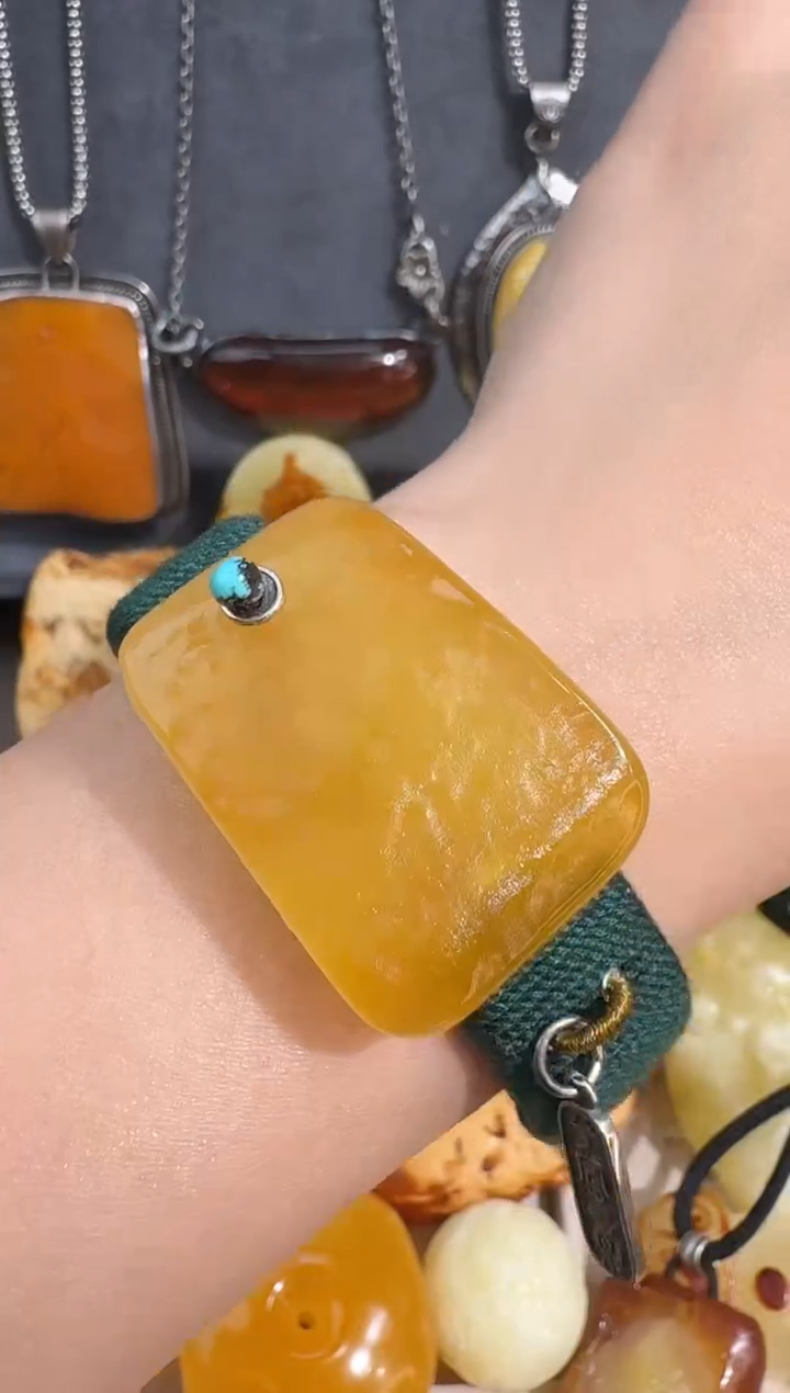 裸石琥珀未镶嵌琥珀