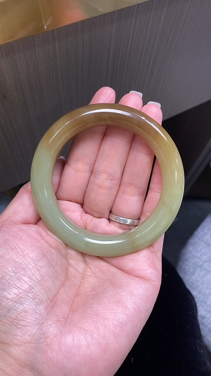 未镶嵌手镯和田玉橙*?和田玉黄口手镯57+mm