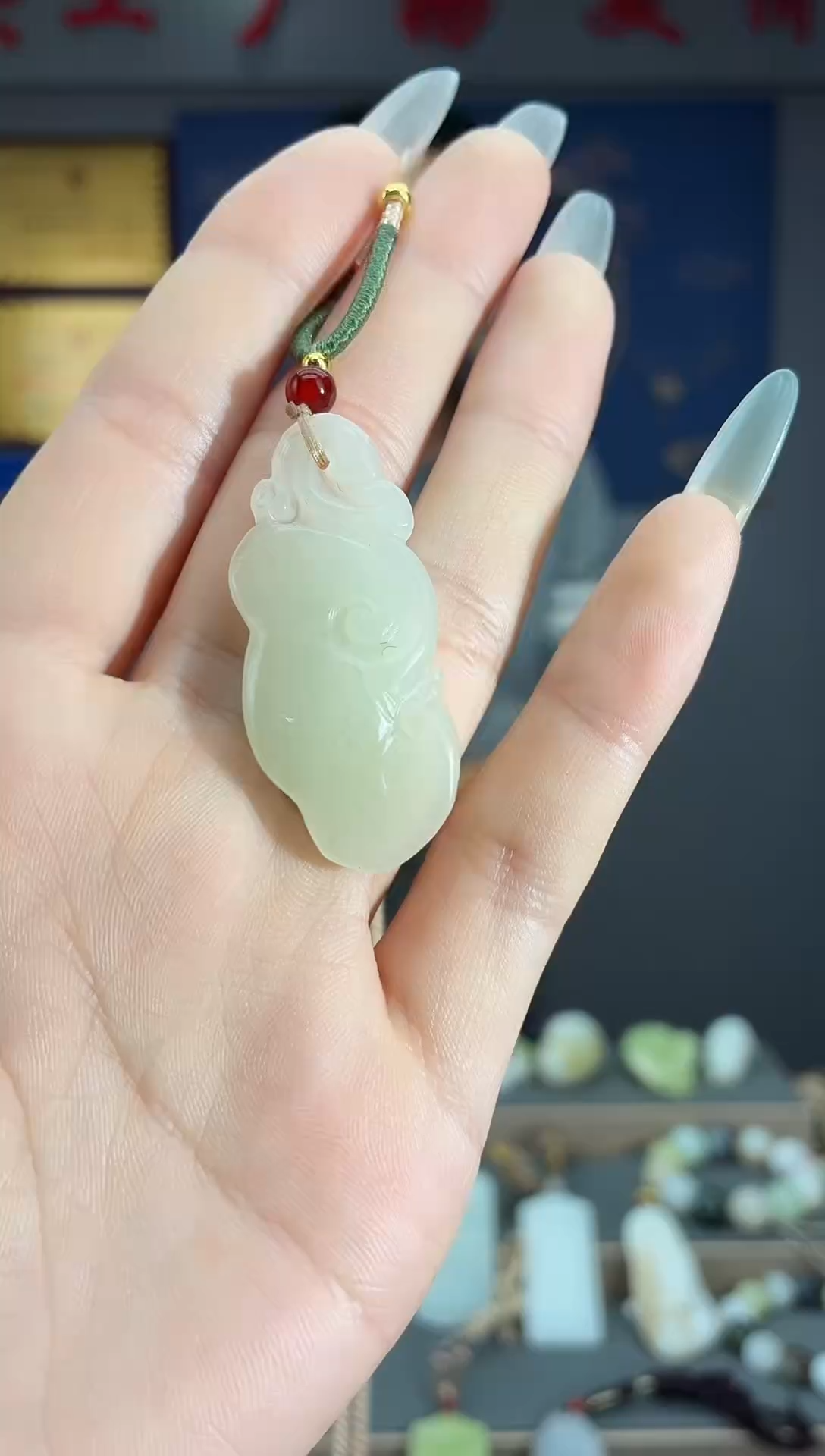 颈饰未镶嵌和田玉1