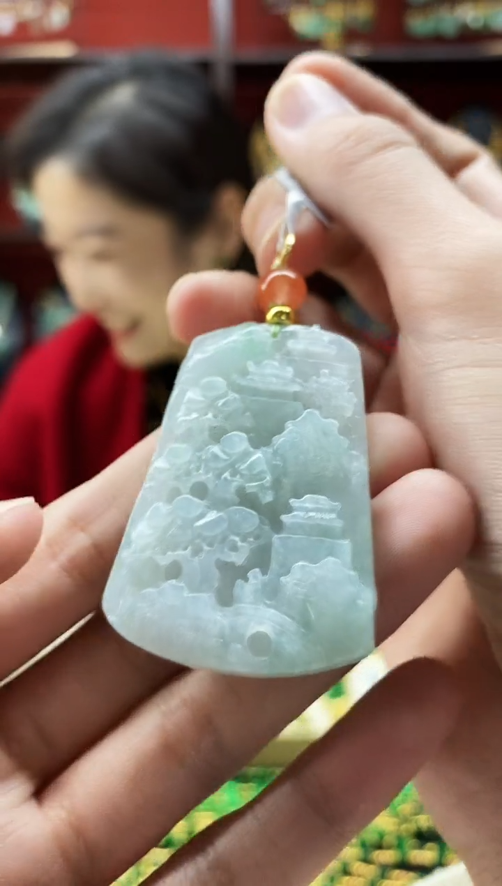 颈饰未镶嵌翡翠吊坠