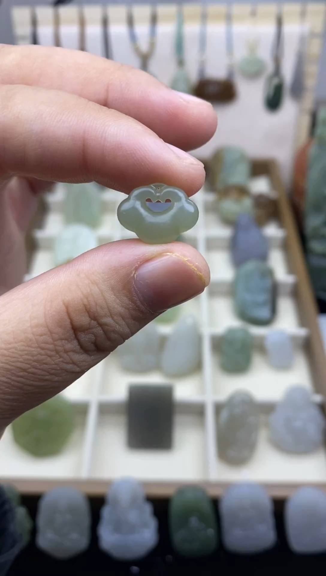 颈饰未镶嵌和田玉天然和田玉吊坠 