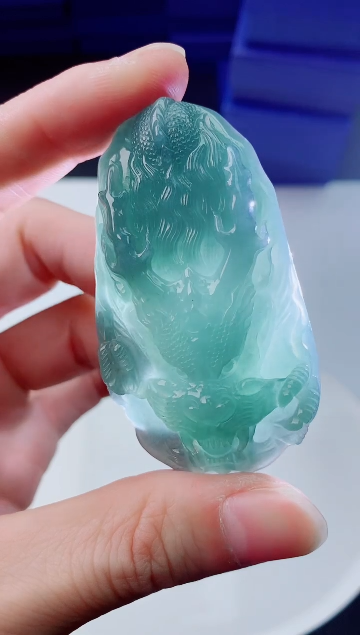 【闪购商品】翡翠颈饰未镶嵌         