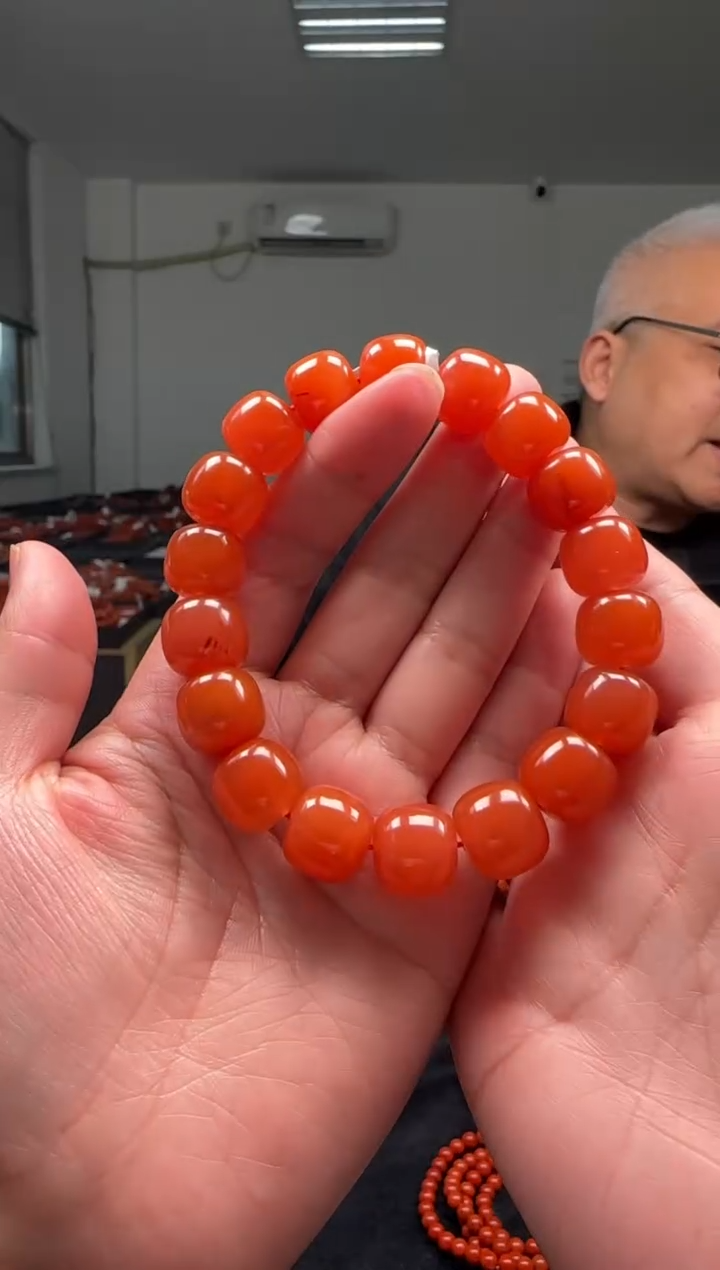 【闪购商品】南红玛瑙13mm保山手串老型未镶嵌多样性发一件