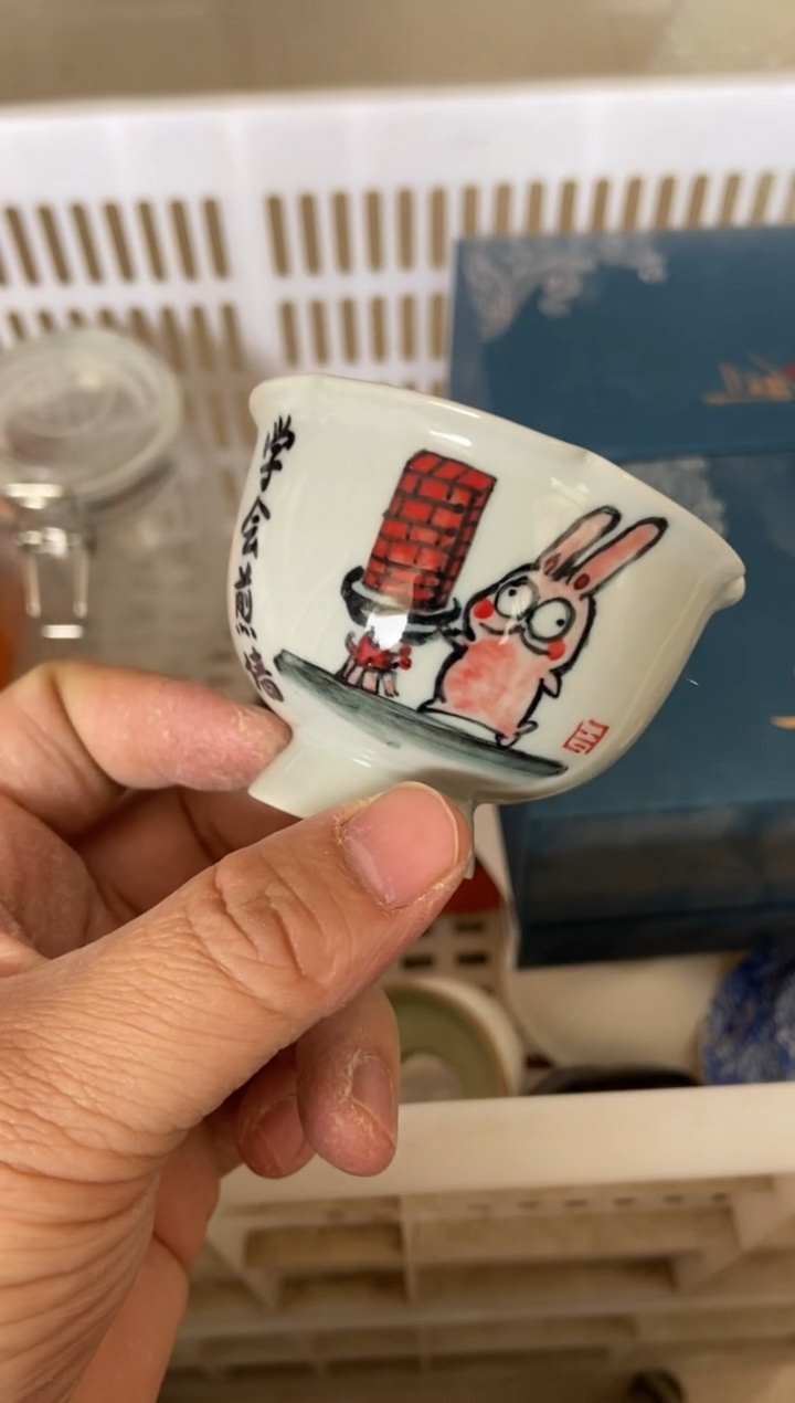 杯无运费险有瑕疵的摄影的产品有使用过的痕迹有点脏介意勿拍