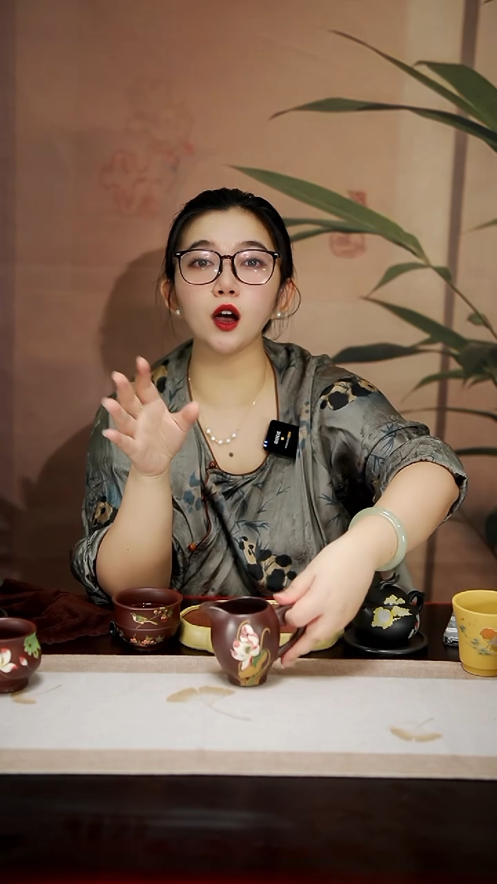 茶杯紫砂百目石红荷塘月色公道杯
