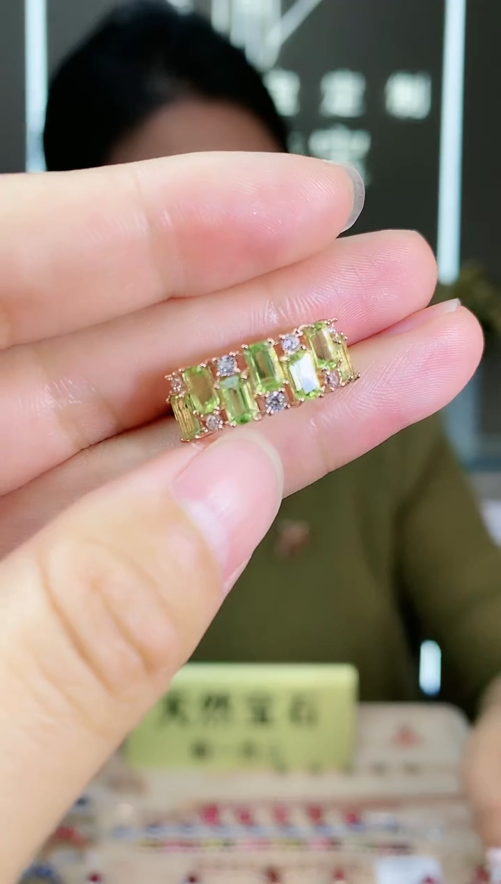 【闪购商品】橄榄石手饰银S925镶嵌手饰