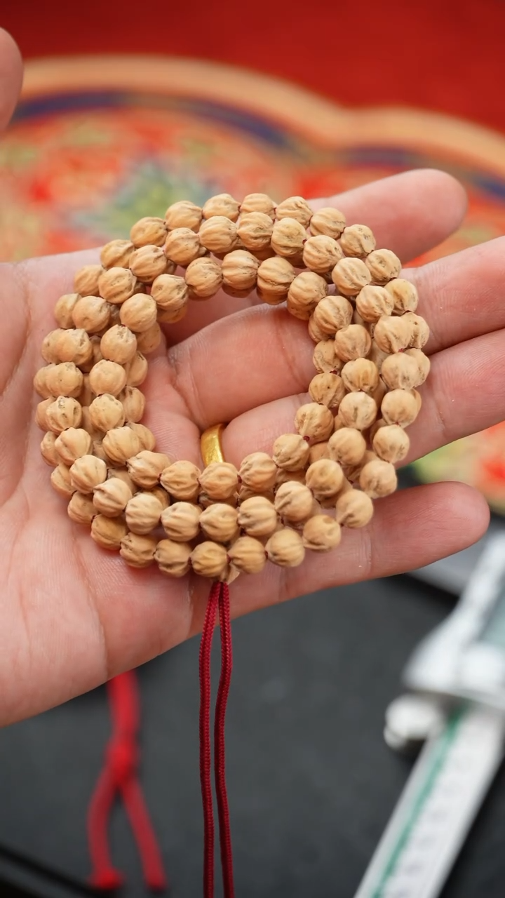 【闪购商品】柏香籽/百香籽吊坠玉化原桩 金