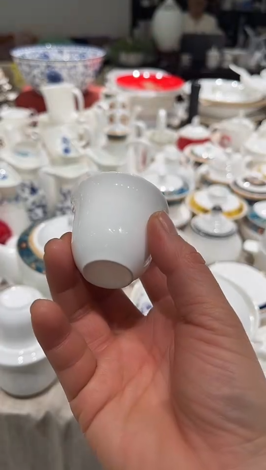 骨瓷小酒杯白瓷1个隆达骨瓷