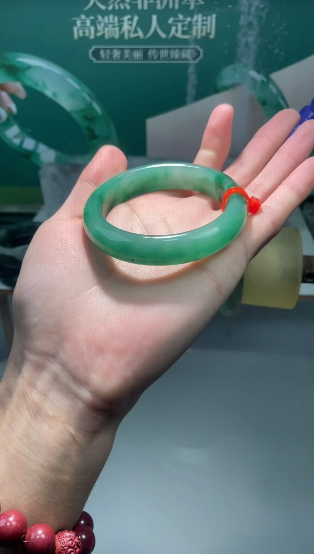 定制石英质玉（非洲翠）古*三合手镯定制不退换