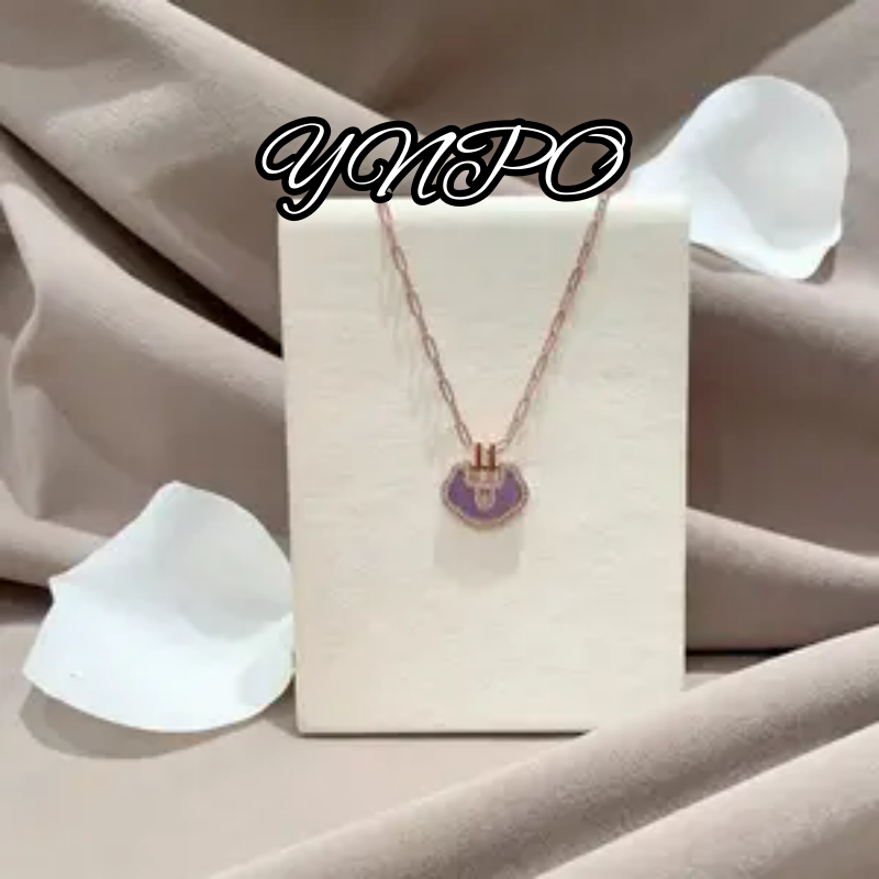 简约 经典 平安锁项链